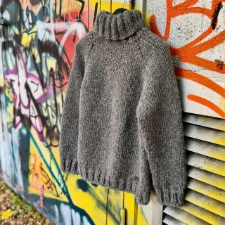 Ručně upletený silný rolák z luxusní nekousavé příze ve složení alpaka*vlna*bavlna 🦙🐑🧶 Nový oblíbenec pro chladné dny....